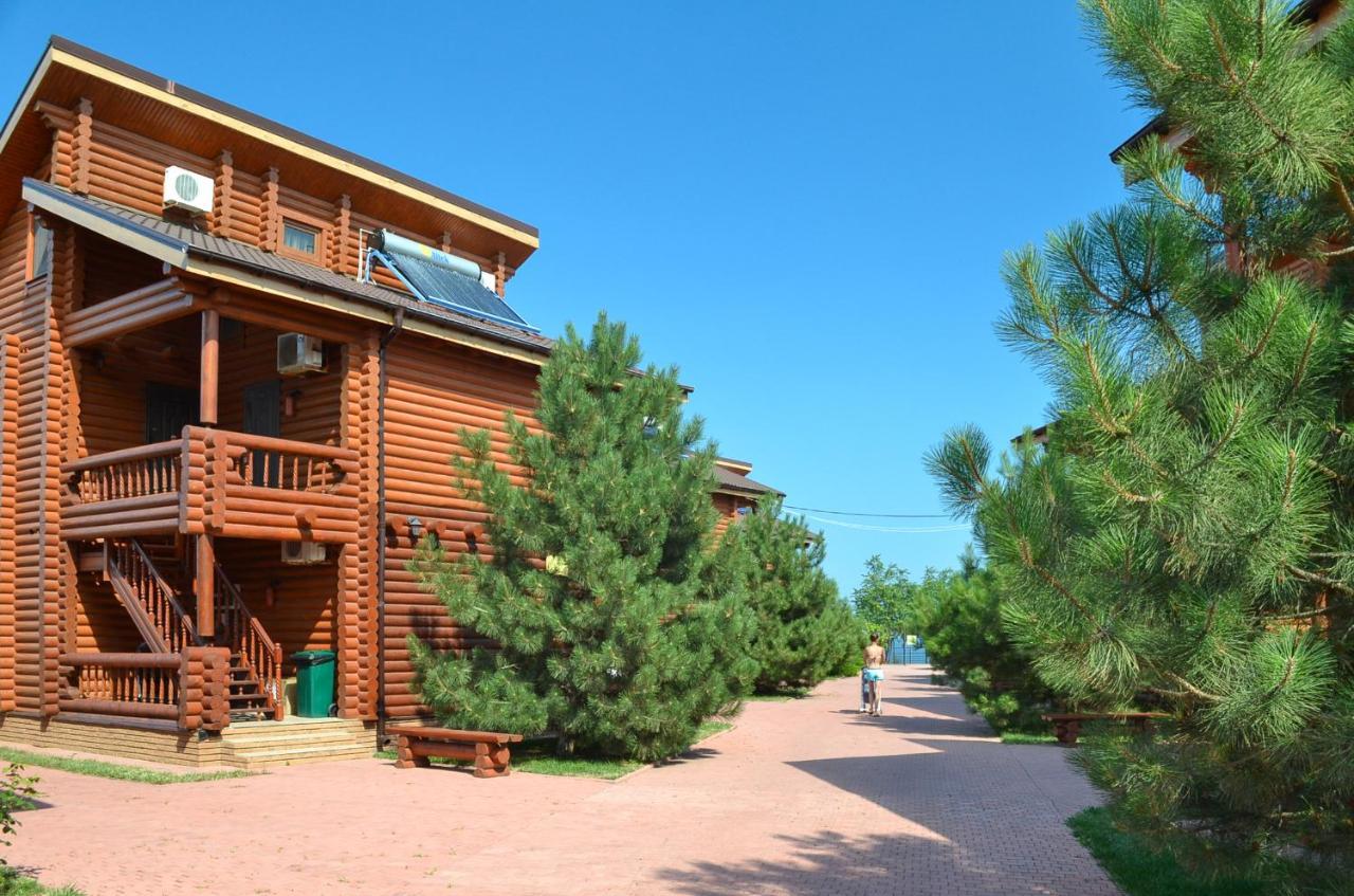 Парк-Отель Коттеджи Меркурий Gribovka Exterior photo